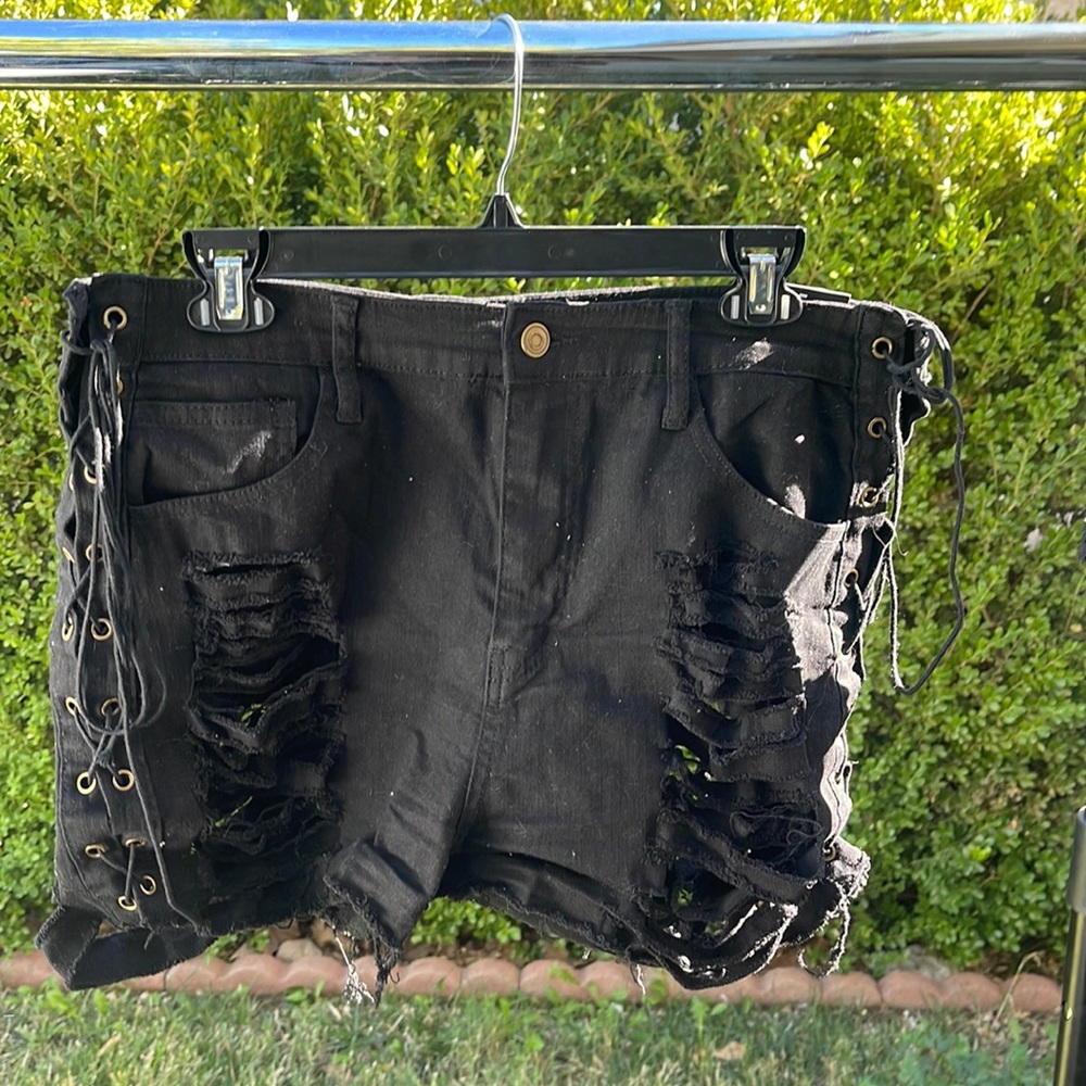 Fashion Nova distressed black side lace up shorts